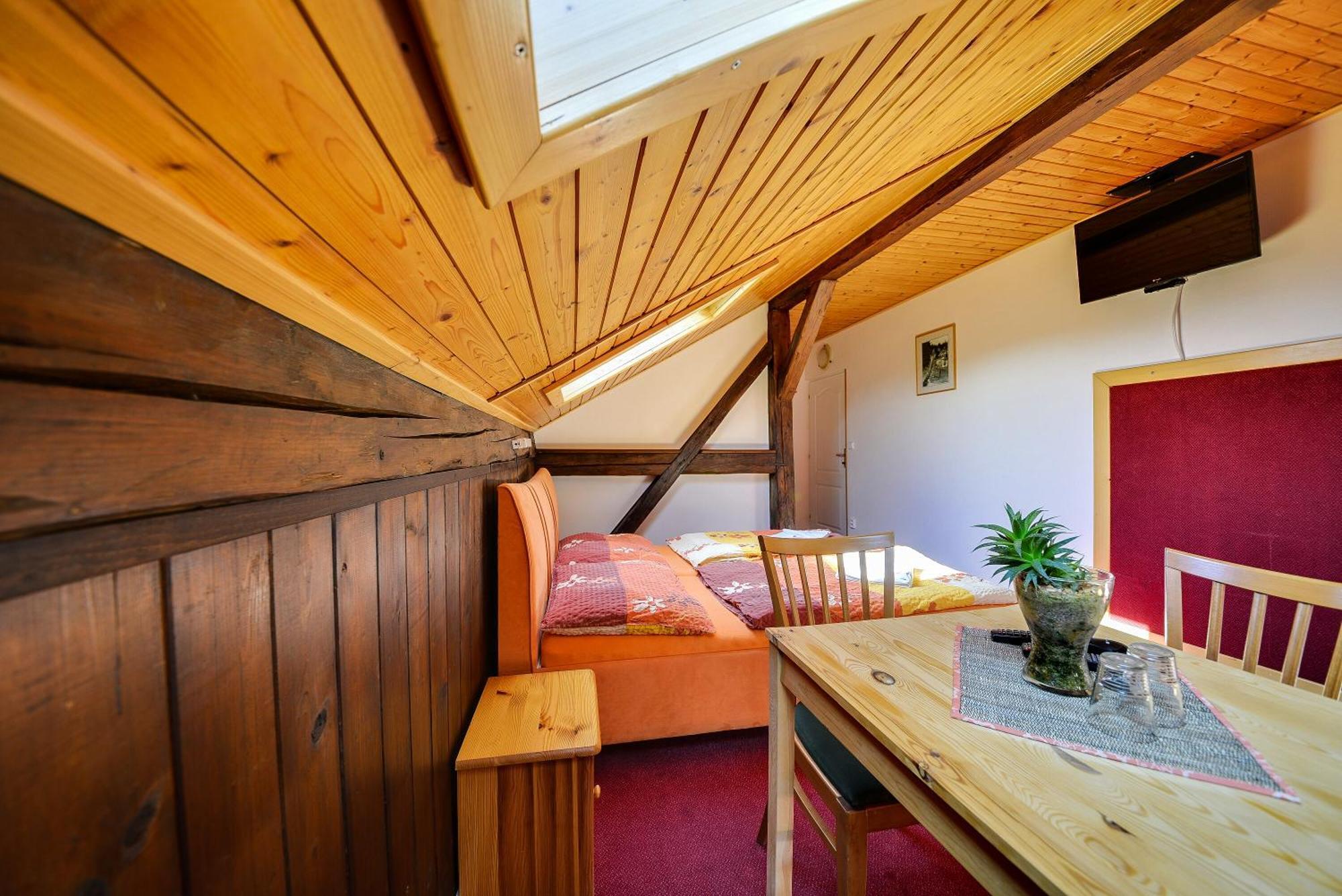 Penzion Kamenak Horní Planá Cameră foto